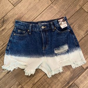 NWT bleach cut offs